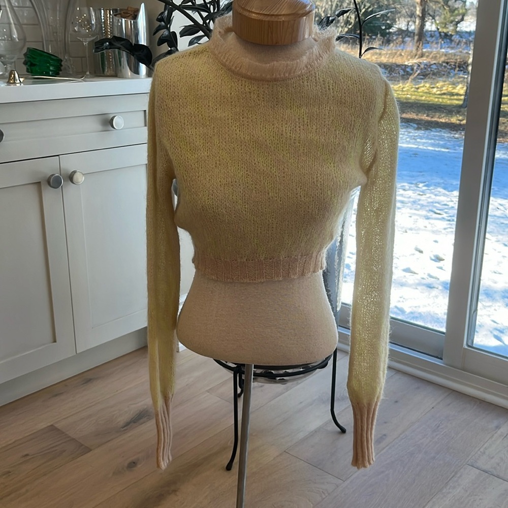 EUC cap sweater